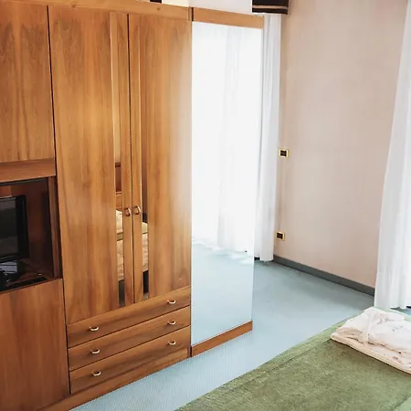 Szálloda Terme Marconi 3*